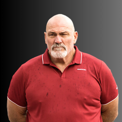 Dennis McKnight