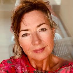 Elaine Yonge