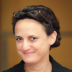 Julia Shanks