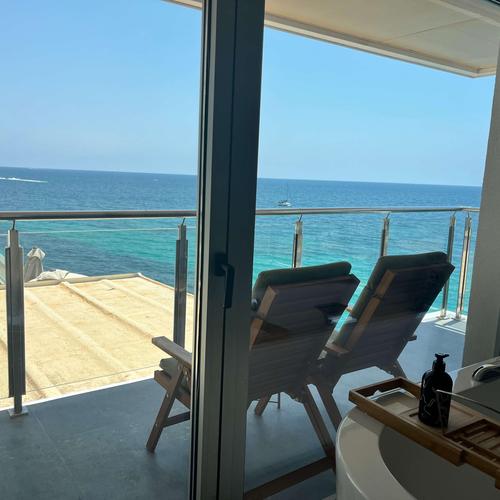 Rooms with Sea Views