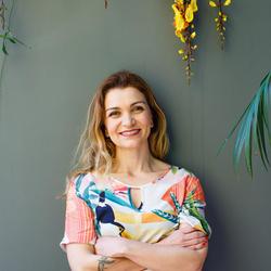 Renata Meneghelo