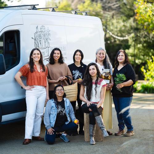 Botanical Bus staff