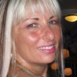 Dee Cunniffe