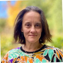 Dr Caroline Ansley
