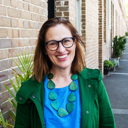 Dr Tanya Riches
