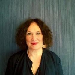 Lesley Maxwell