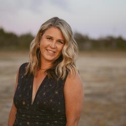 Lesley Turner